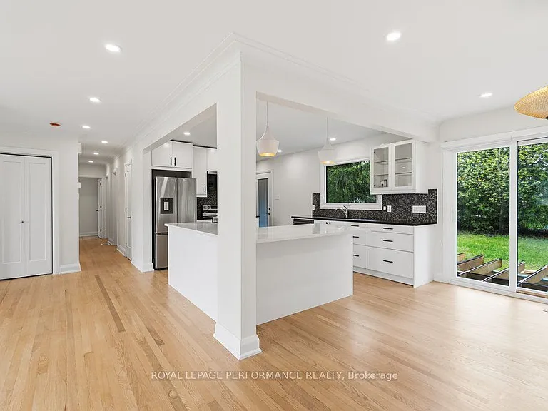 180 Roger Rd — Photo 23