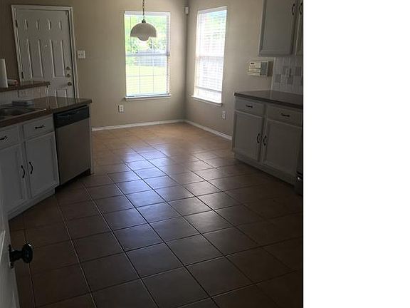 4th image of 4140 Cardigan Dr