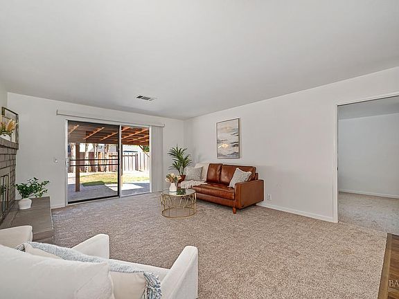 3rd image of 2962 Carmel Way
