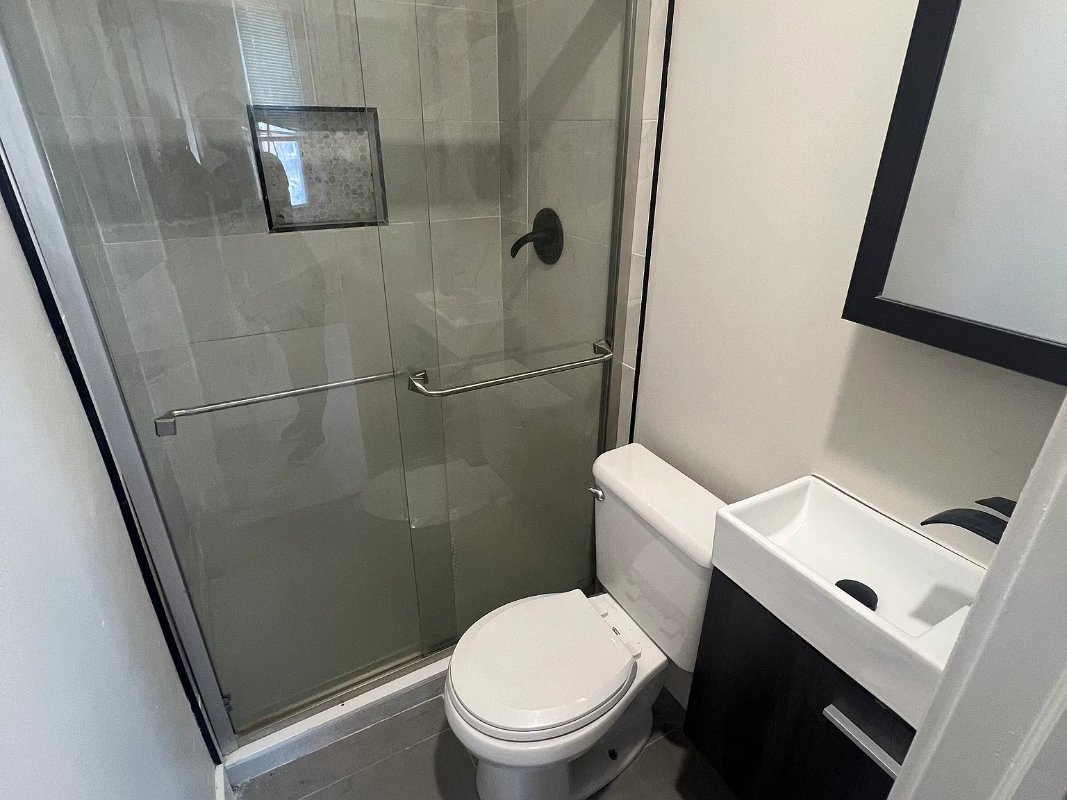1232 W Seltzer St — Photo 4