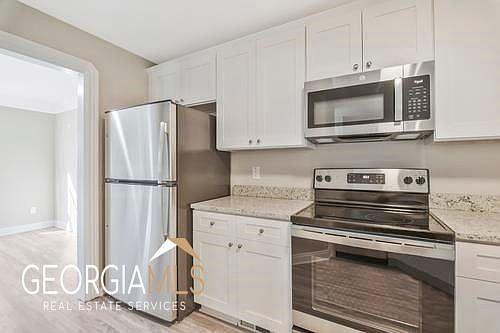 4th image of 1301 Oak Arbour Ave
