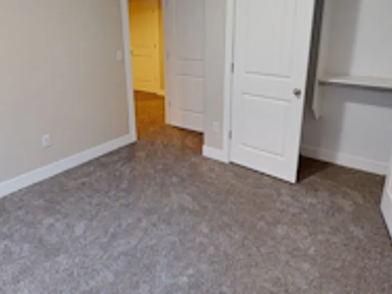 246 E Bridgewater Ln — Photo 22