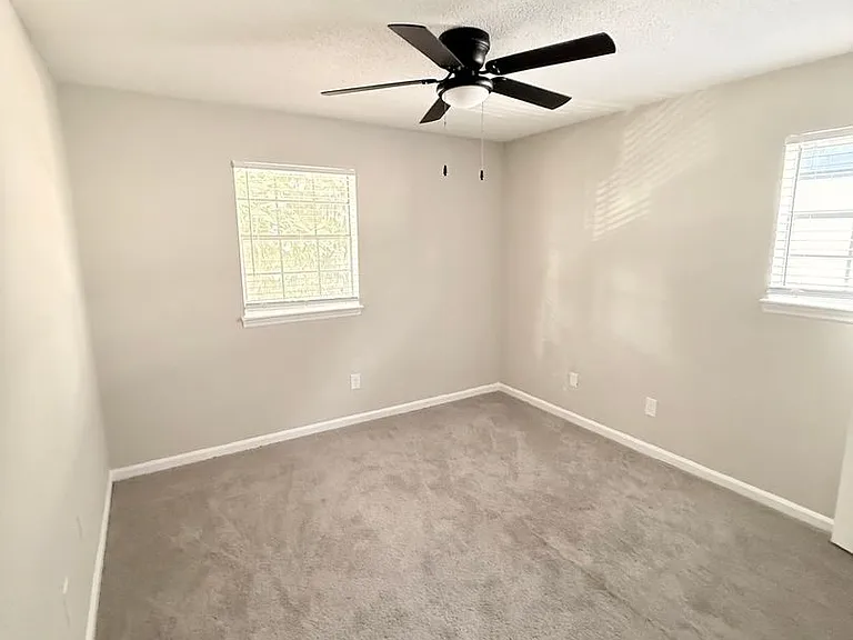 Residences at Cooper Bend — Photo 31