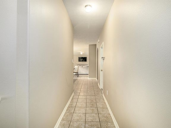 4th image of 18919 Telford Way