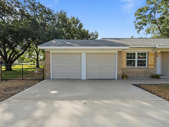 4th image of 3405 Meadowlark Ln