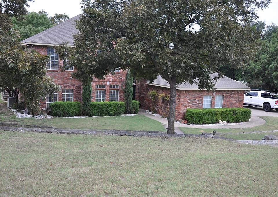 1st image of 127 Lakeview Dr