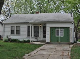 931 S Vassar Ave, Wichita, KS 67218