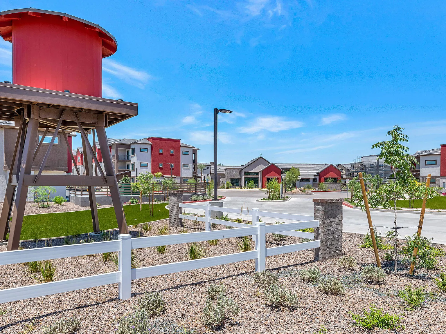 Weylyn Luxury Apartments — Photo 1
