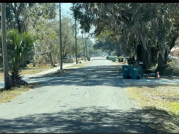 3rd image of 213 County Rd