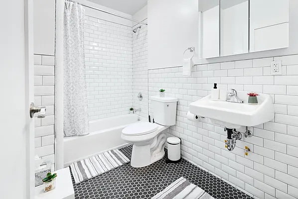 Rented by Owner | media 16