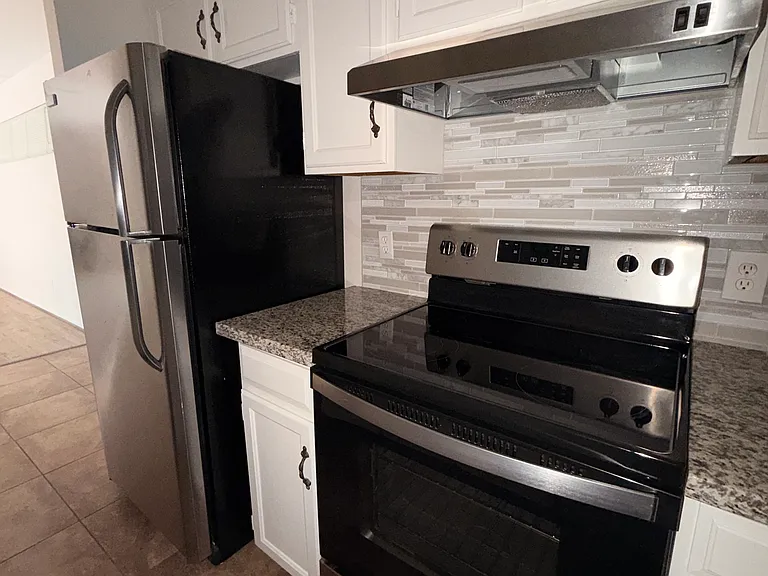 2601 W Broadway Blvd #195 — Photo 12