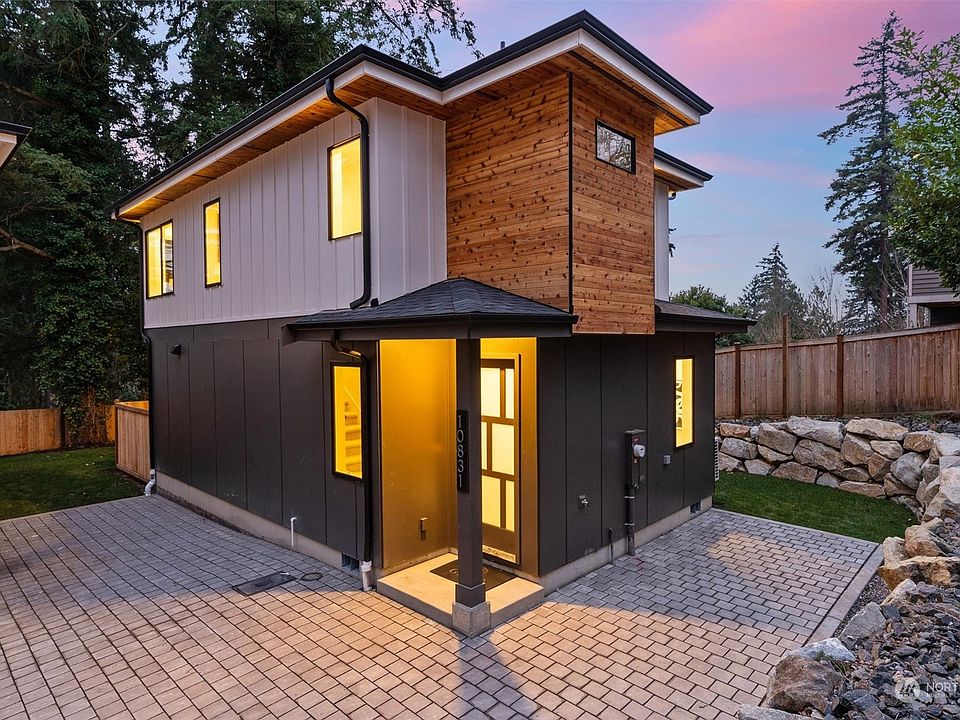 1st image of 10831 104th Avenue NE