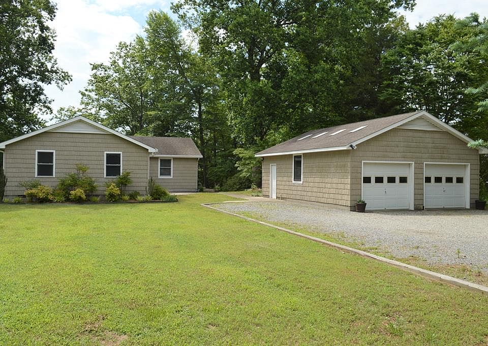 1st image of 241 Old Mill Ln