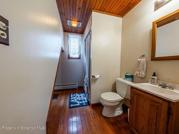 2nd image of 120 Evergreen Ln