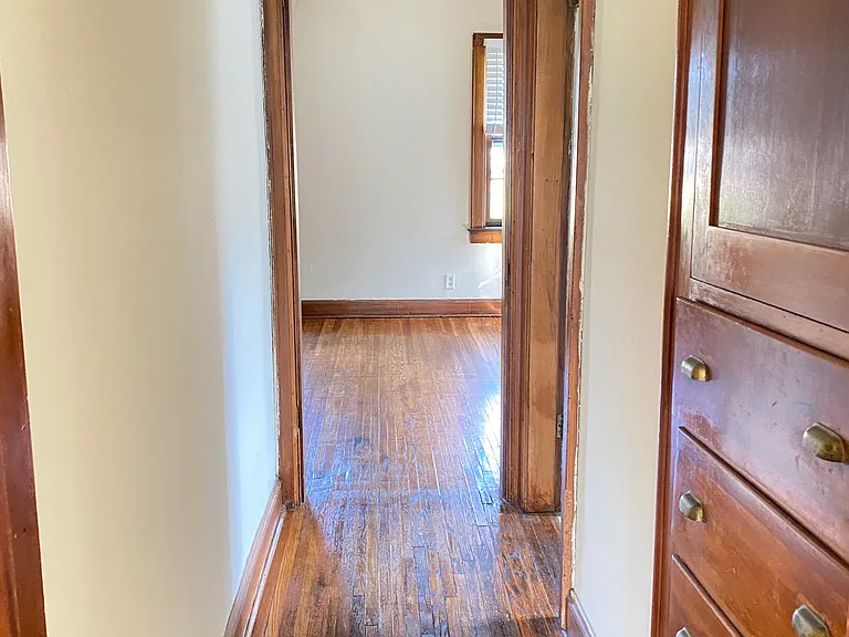 1385 Northwest Blvd — Photo 9