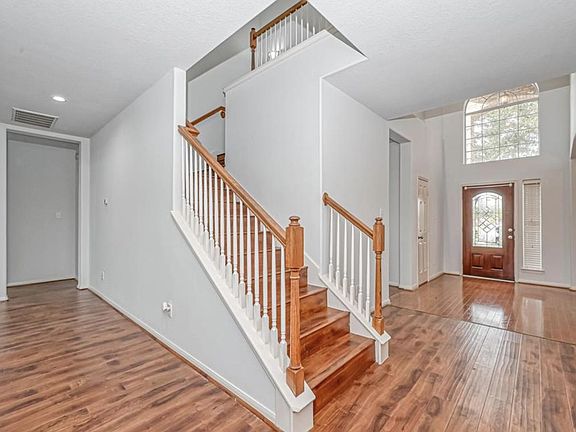 4th image of 3631 Belmont Shore Ln