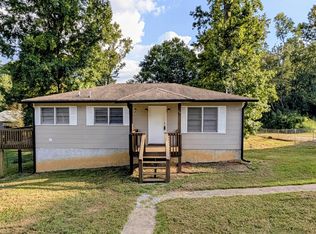 56 East Ave, Rossville, GA 30741
