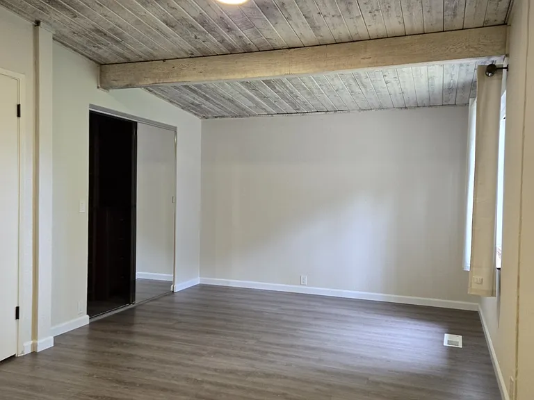 1318 Funston Ave — Photo 12