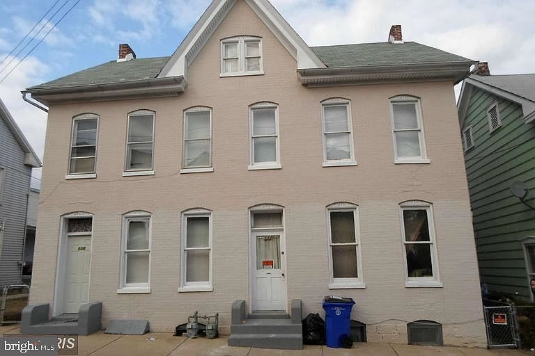 1st image of 110-112 East Ave