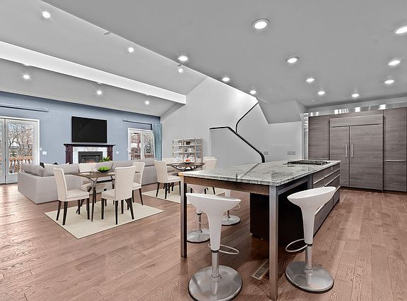 2nd image of 3150 Warbler Pl