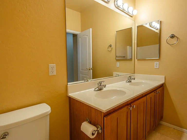 18462 W Western Star Blvd — Photo 20