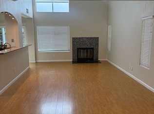 5621 Civic Terrace Ave, Newark, CA 94560