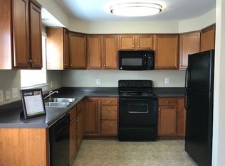 424 N Amsterdam Ct, Virginia Beach, VA 23454