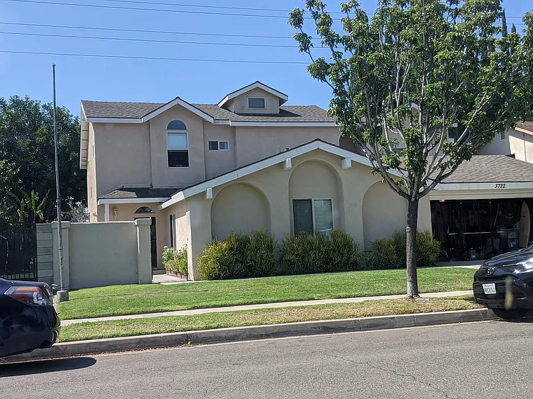 3722 Claremont St — Photo 1