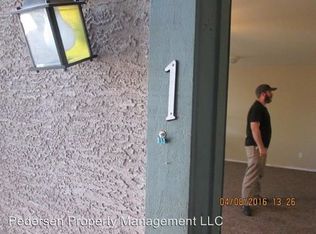 503 E Peppertree Ave, Apache Junction, AZ 85119