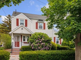 39 Endicott Rd, Stoneham, MA 02180