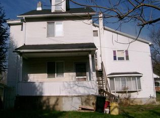 2105 Bushkill Park Dr, Easton, PA 18040