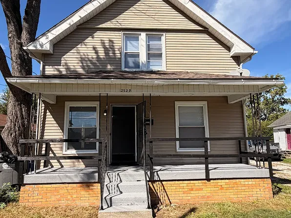 2329 Seaman St, Toledo, OH 43605