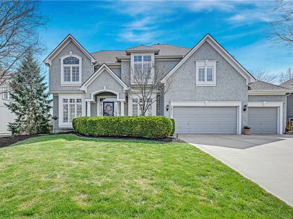 12711 W 123rd Ter, Overland Park, KS 66213