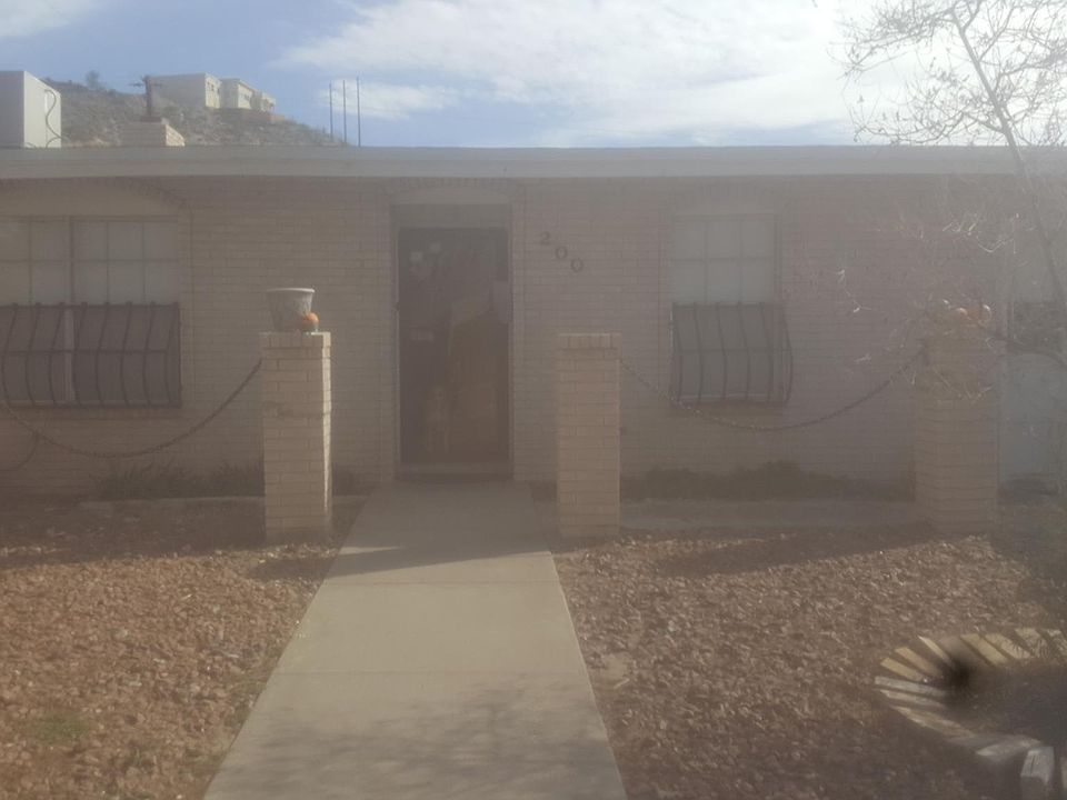 1st image of 200 Moonglow Dr