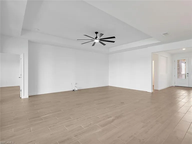 21143 Verawood Loop — Photo 7