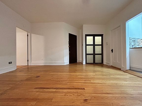 5th image of 110 S Scoville Ave APT 1D