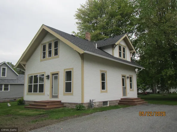 28830 Old Towne Rd, Chisago City, MN 55013