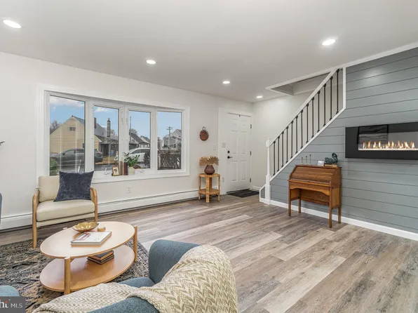 5103 Wilshire Rd, Temple, PA 19560