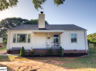 104 Lenore Ave, Greenville, SC 29617