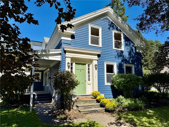 9 E Pleasant St, Hamilton, NY 13346