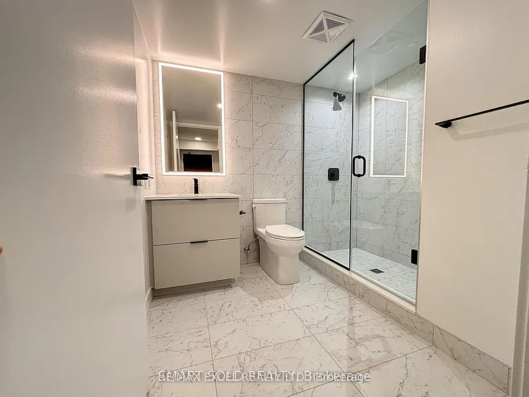 609 Sherbourne St #3802 — Photo 22