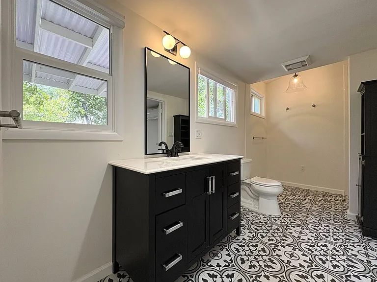 2350 Alameda De Las Pulgas — Photo 46