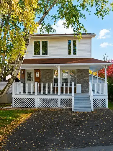 15 Foster St #1A