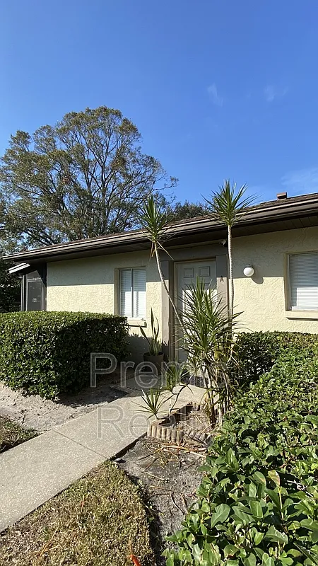 2 bed, 1.0 bath, 752 sqft, $1,495 — Photo 2