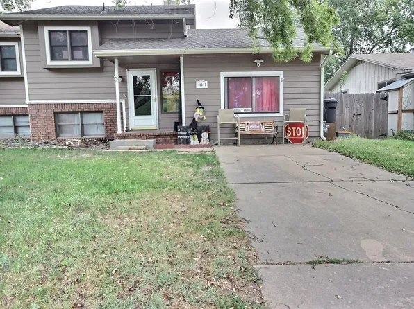 1312 N Mount Carmel Cir, Wichita, KS 67203
