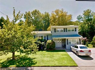 131 Cindy St, Old Bridge, NJ 08857