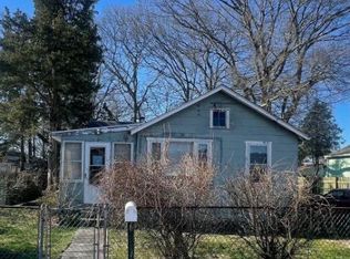 40 E New York Ave, Villas, NJ 08251