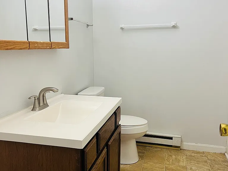 31 Hyde St #3 — Photo 6