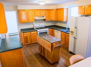 81 Pilot St #1A, Bronx, NY 10464