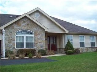 6073 Triple Crown Cir, Greensburg, PA